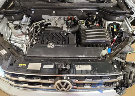 2018 Volkswagen Atlas Sel z USA, uszkodzony, nr VIN 1V2ER2CA5JC525453